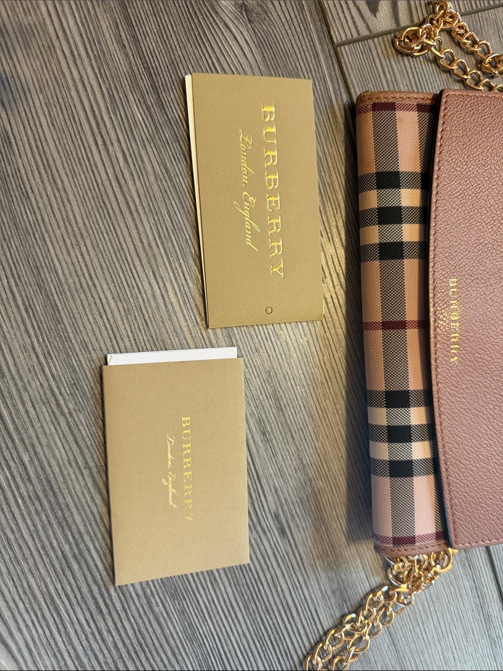 Burberry pink leather and house check canvas chain wallet - Picture 9 of 12